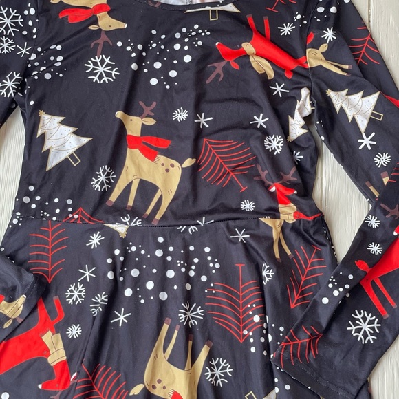 Kira Christmas Deer Womens Dress Size Large Reindeer - Picture 4 of 7
